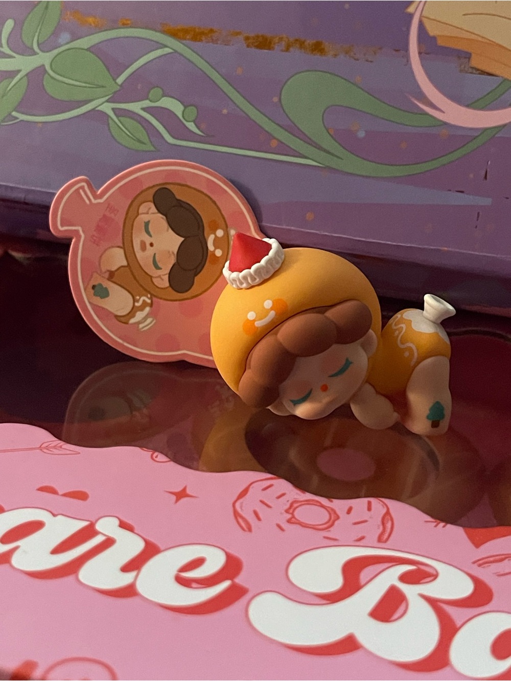 Come Back Balloon! Gingerbread Figure with ID Card